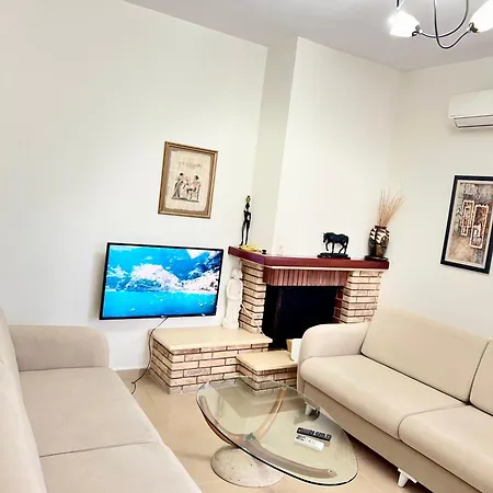 Boulevard Views - Spacious 01 Apartment